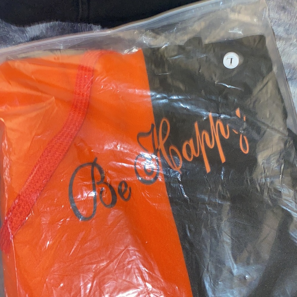 G&C Streetwear hoodie - Picture 4 of 4